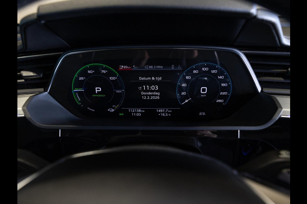 Audi e-tron 55 quattro S edition 95 kWh / 408pk / SOH 89% / Panoramadak / Trekhaak / B&O /