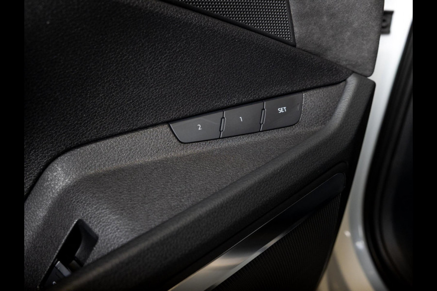 Audi e-tron 55 quattro S edition 95 kWh / 408pk / SOH 89% / Panoramadak / Trekhaak / B&O /