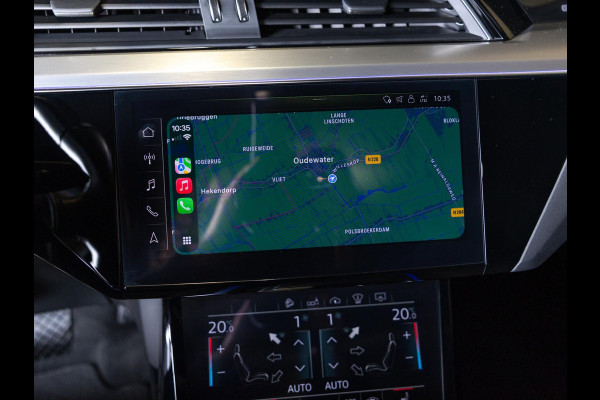 Audi e-tron 55 quattro S edition 95 kWh / 408pk / SOH 89% / Panoramadak / Trekhaak / B&O /