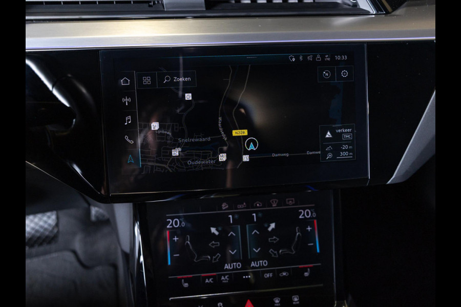 Audi e-tron 55 quattro S edition 95 kWh / 408pk / SOH 89% / Panoramadak / Trekhaak / B&O /