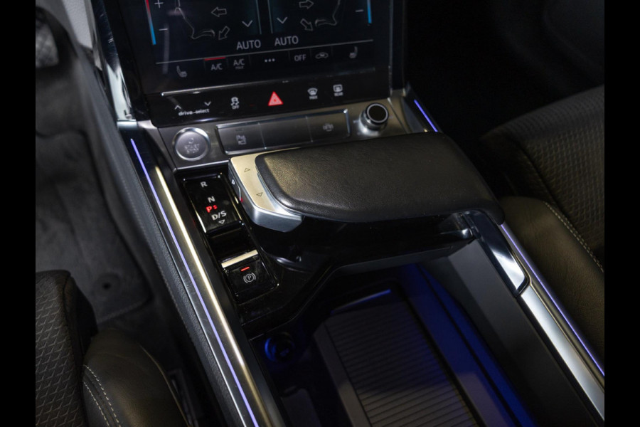 Audi e-tron 55 quattro S edition 95 kWh / 408pk / SOH 89% / Panoramadak / Trekhaak / B&O /