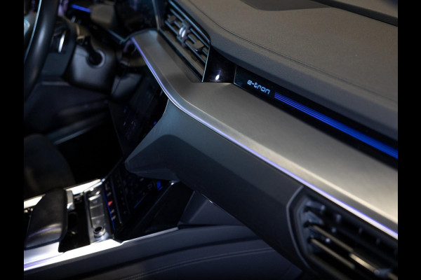 Audi e-tron 55 quattro S edition 95 kWh / 408pk / SOH 89% / Panoramadak / Trekhaak / B&O /