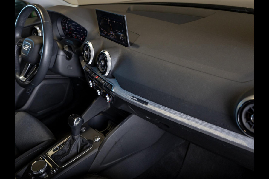 Audi Q2 35 TFSI S Edition / 150pk / Cruise / Trekhaak / Navigatie