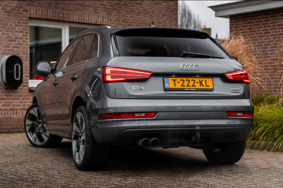 Audi Q3 2.0 TFSI Quattro Sport Line 180 PK Aut. Stoelverwarming Xenon Trekhaak Leder Cruise 20''