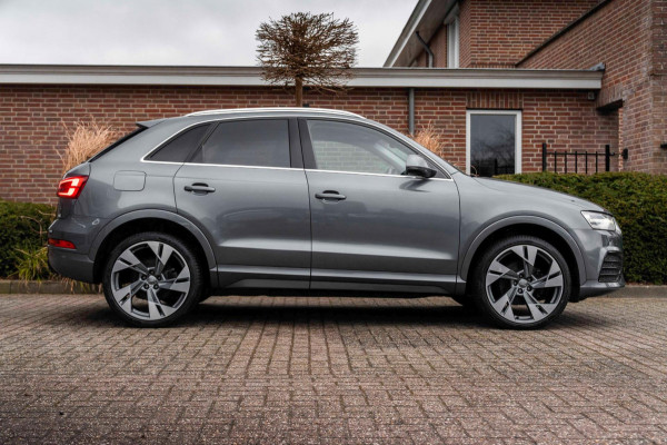 Audi Q3 2.0 TFSI Quattro Sport Line 180 PK Aut. Stoelverwarming Xenon Trekhaak Leder Cruise 20''