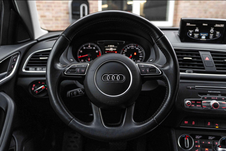 Audi Q3 2.0 TFSI Quattro Sport Line 180 PK Aut. Stoelverwarming Xenon Trekhaak Leder Cruise 20''