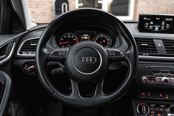 Audi Q3 2.0 TFSI Quattro Sport Line 180 PK Aut. Stoelverwarming Xenon Trekhaak Leder Cruise 20''