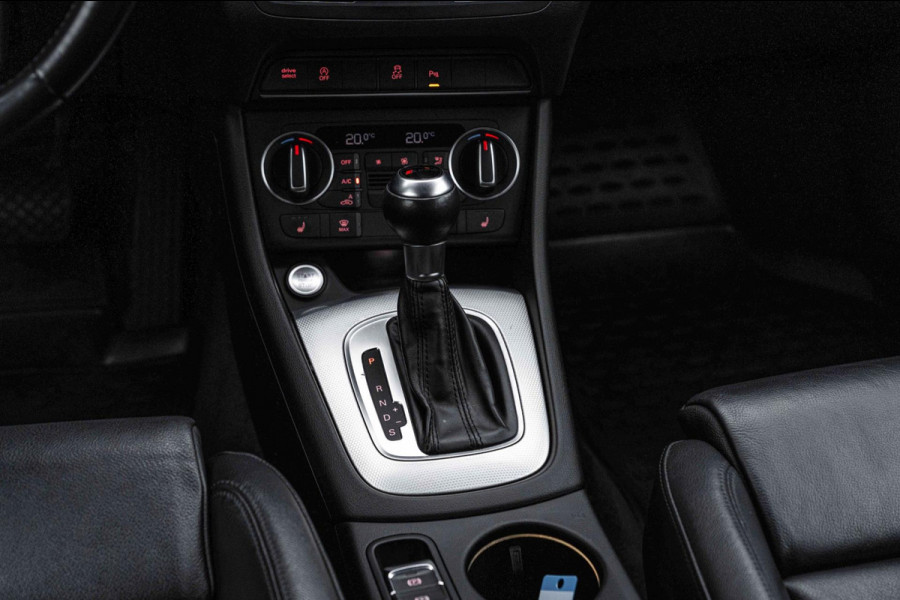 Audi Q3 2.0 TFSI Quattro Sport Line 180 PK Aut. Stoelverwarming Xenon Trekhaak Leder Cruise 20''