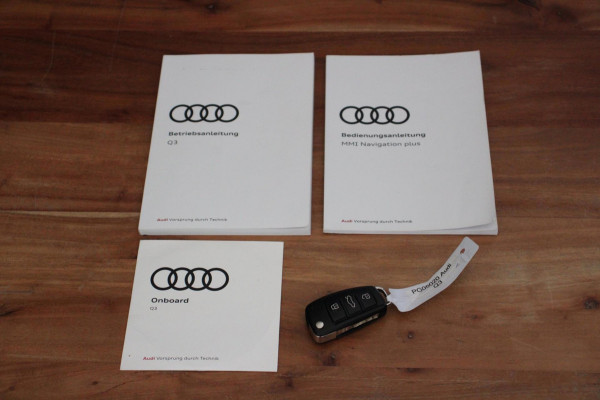 Audi Q3 2.0 TFSI Quattro Sport Line 180 PK Aut. Stoelverwarming Xenon Trekhaak Leder Cruise 20''