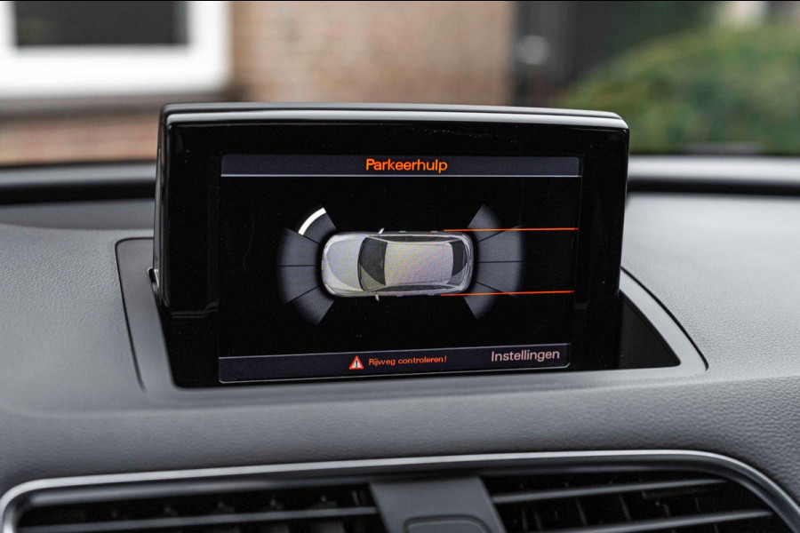 Audi Q3 2.0 TFSI Quattro Sport Line 180 PK Aut. Stoelverwarming Xenon Trekhaak Leder Cruise 20''