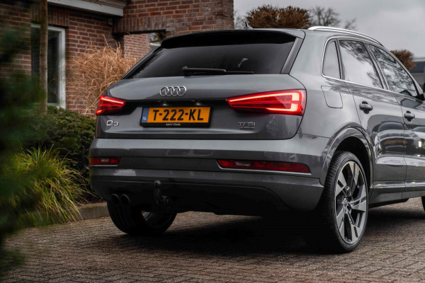 Audi Q3 2.0 TFSI Quattro Sport Line 180 PK Aut. Stoelverwarming Xenon Trekhaak Leder Cruise 20''