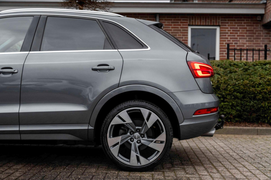 Audi Q3 2.0 TFSI Quattro Sport Line 180 PK Aut. Stoelverwarming Xenon Trekhaak Leder Cruise 20''