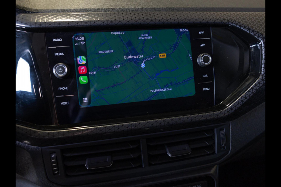 Volkswagen T-Cross 1.0 TSI R-Line / 115pk / Adaptieve cruise control / Automatische klimaatregeling /