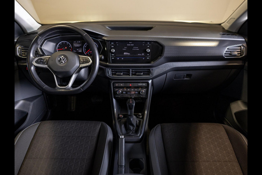 Volkswagen T-Cross 1.0 TSI R-Line / 115pk / Adaptieve cruise control / Automatische klimaatregeling /
