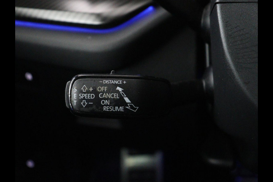 Škoda Octavia 1.4 TSI RS iV PHEV Business | Stoelverwarming | Adaptive cruise | Side Assist | Camera | Alcantara | Matrix LED | Carplay | Sfeerverlichting | Navigatie |