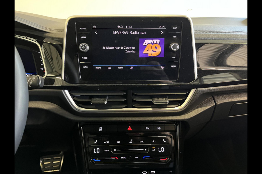 Volkswagen T-Roc 1.5 TSI 150pk DSG R-Line | Camera | Navigatie /Apple Carplay/Android Auto | Climate Control | Electrische kofferbak | Led | Dab | Adaptive Cruise Control