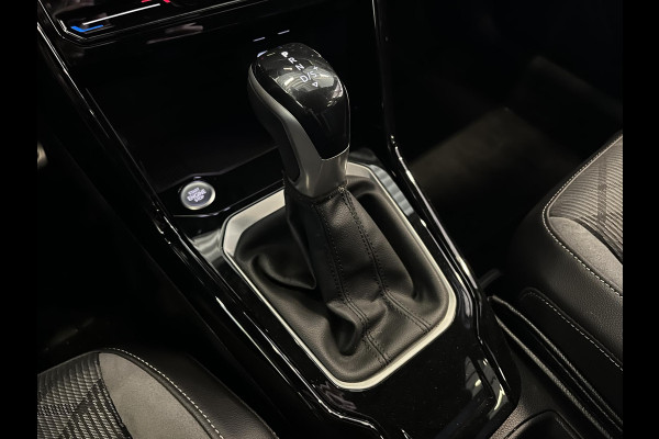 Volkswagen T-Roc 1.5 TSI 150pk DSG R-Line | Camera | Navigatie /Apple Carplay/Android Auto | Climate Control | Electrische kofferbak | Led | Dab | Adaptive Cruise Control