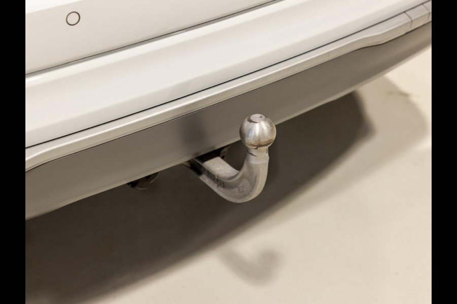 Audi Q2 30 TFSI 2x S-line / 116pk / Trekhaak / Cruise control / Clima