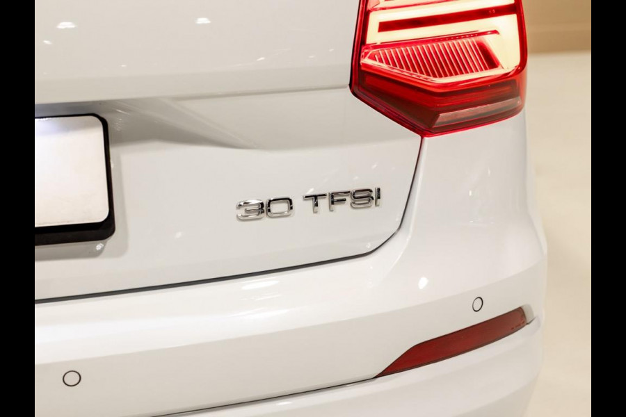 Audi Q2 30 TFSI 2x S-line / 116pk / Trekhaak / Cruise control / Clima