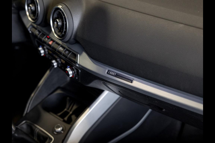 Audi Q2 30 TFSI 2x S-line / 116pk / Trekhaak / Cruise control / Clima