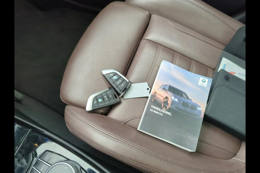 BMW iX3 High Executive 80 kWh NL-AUTO | PANODAK | LEDER |NAVI