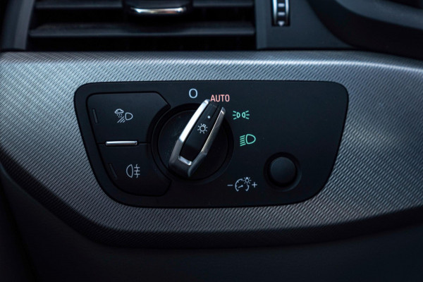 Audi A4 Avant 35 TFSI Advanced Mild-Hybrid | 150 PK | Pano | Leder | Elek. Trekhaak | Virtual | 19''