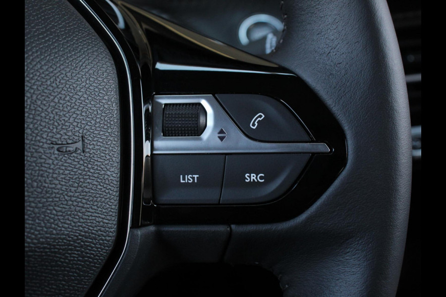 Peugeot 208 1.2 PureTech Allure Pack | Navigatie | Apple Carplay/Android Auto | Achteruitrij camera | Climate control | LED | Adaptieve cruise control | Parkeersensor achter | Verwarmde voorstoelen | Lichtmetalen velgen