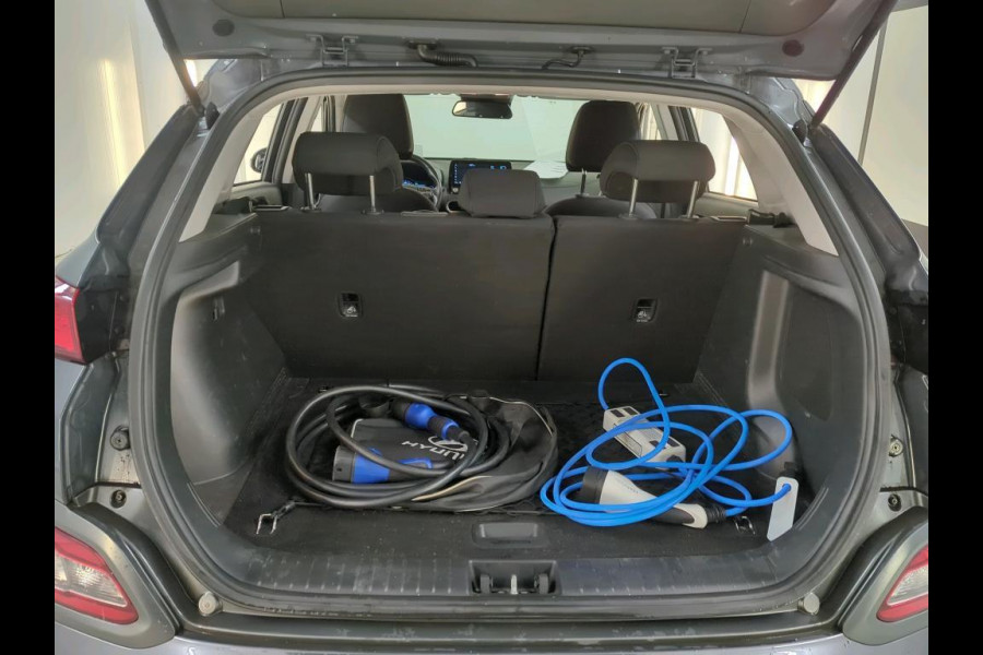Hyundai Kona EV Fashion 64 kWh NL-AUTO | SOH 100% | NAVI | CAMERA