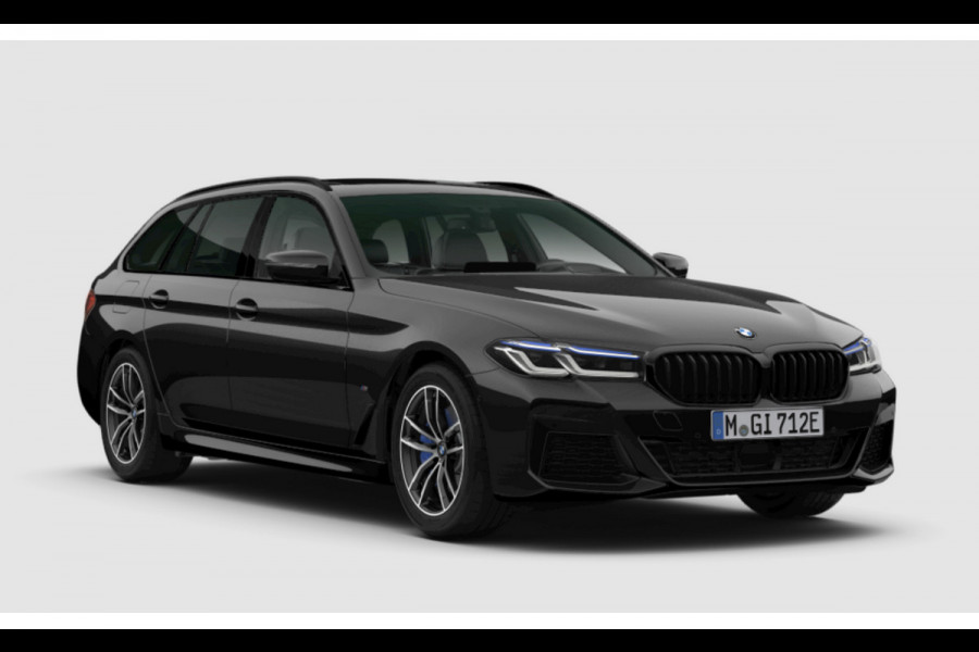 BMW 5 Serie Touring 530e xDrive | M-Sport | Pano | Trekhaak | Laser | Harman Kardon | Memory | Driving Ass. Pro | HUD | Keyless
