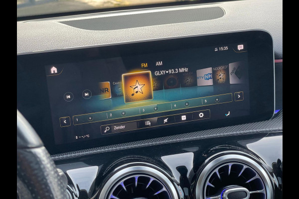 Mercedes-Benz A-Klasse 200 AMG | Pano | ACC | Sfeer | Camera