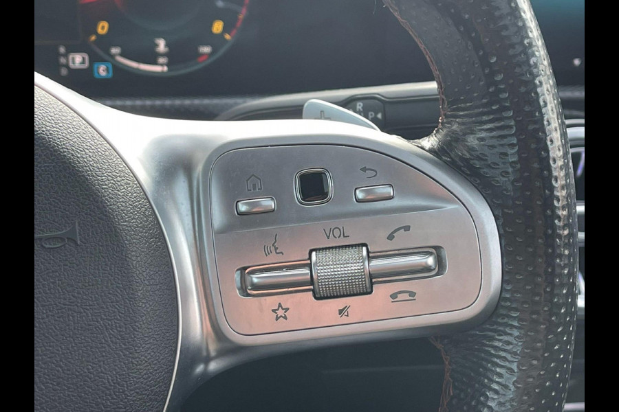 Mercedes-Benz A-Klasse 200 AMG | Pano | ACC | Sfeer | Camera