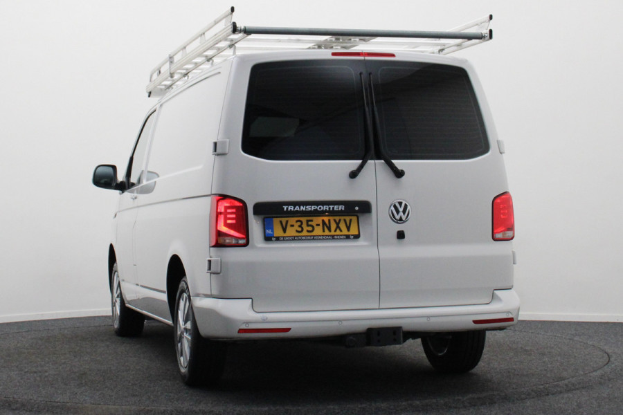 Volkswagen Transporter 2.0 TDI DSG L1H1 Leer, Airco, Apple Carplay, Camera, Cruise, Imperiaal, PDC, Trekhaak, 16''
