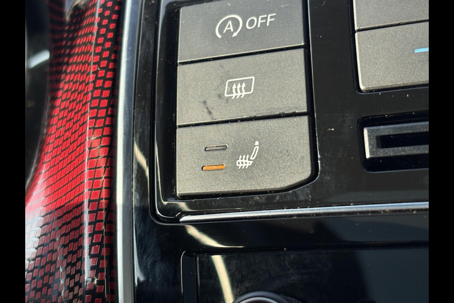 Volkswagen up! 1.0 TSI GTI 115pk | VOL! | Panoramadak | Zomer- & Winterset | Beats Audio | Stoelverwarming | Cruise Control | Camera |