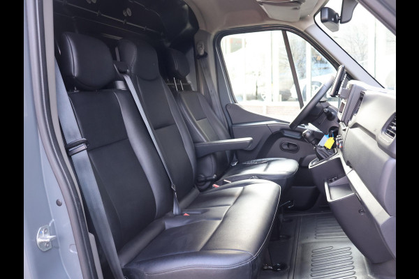 Renault Master T35 2.3 dCi 150 PK L2H2 + DAB | LEDER | CAMERA | DODEHOEK