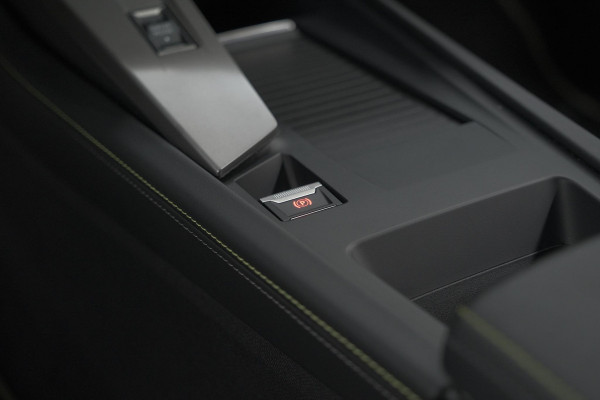 Peugeot 308 SW 1.2 Hybrid 136 e-DCS6 GT | Camera | Adaptieve Cruise Control | Apple Carplay