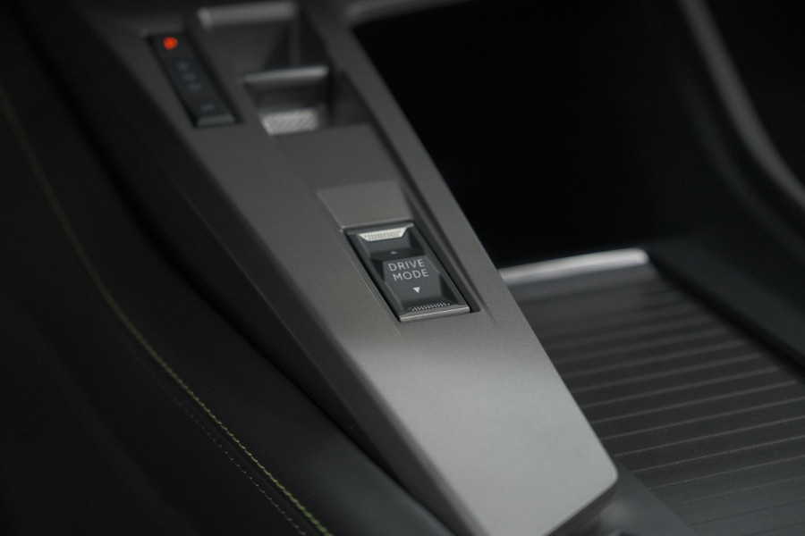 Peugeot 308 SW 1.2 Hybrid 136 e-DCS6 GT | Camera | Adaptieve Cruise Control | Apple Carplay