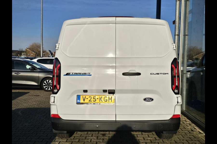 Ford E-Transit Cust. 320 L2H1 Trend 65 kWh 136pk | Navigatie | Adaptieve Cruise Controle | Stoel/Stoel configuratie