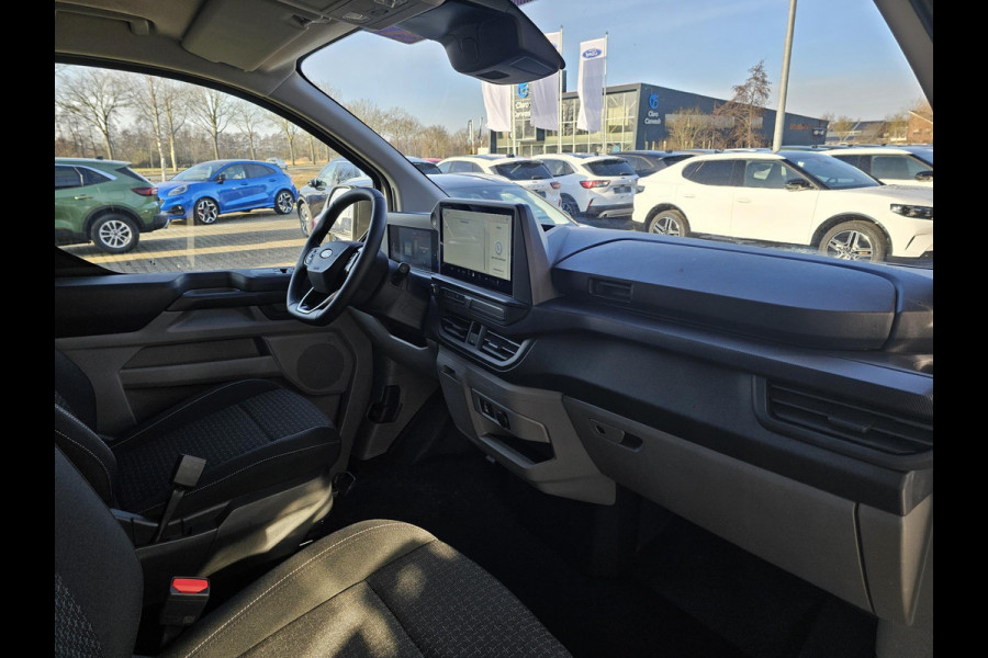 Ford E-Transit Cust. 320 L2H1 Trend 65 kWh 136pk | Navigatie | Adaptieve Cruise Controle | Stoel/Stoel configuratie