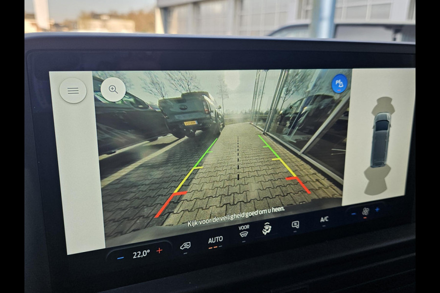 Ford E-Transit Cust. 320 L2H1 Trend 65 kWh 136pk | Navigatie | Adaptieve Cruise Controle | Stoel/Stoel configuratie