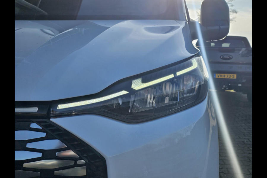 Ford E-Transit Cust. 320 L2H1 Trend 65 kWh 136pk | Navigatie | Adaptieve Cruise Controle | Stoel/Stoel configuratie