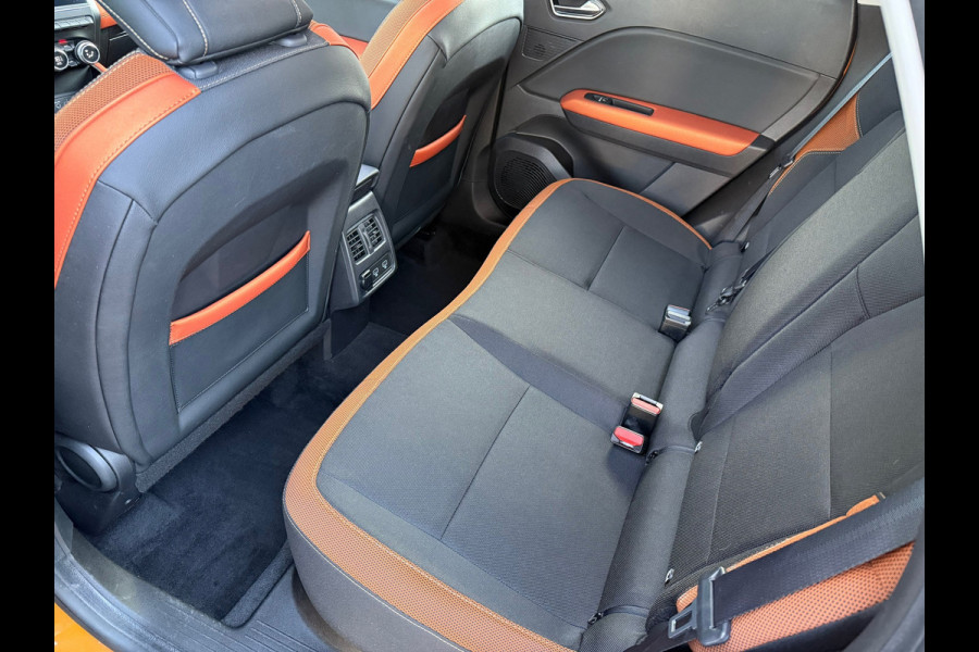 Renault Captur 1.3 TCe 155 Intens - Automaat - Navi Groot - Climate - Camera -