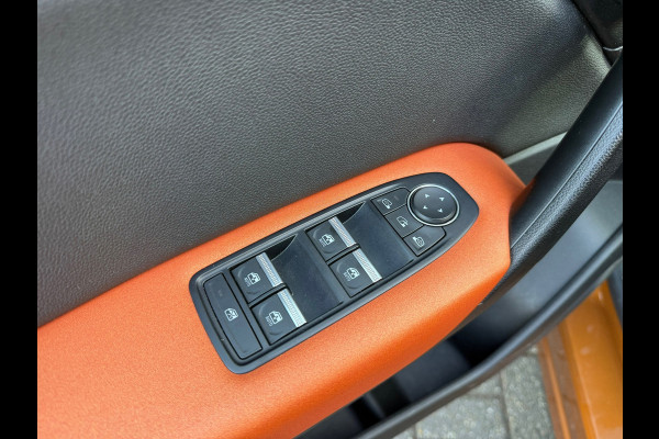 Renault Captur 1.3 TCe 155 Intens - Automaat - Navi Groot - Climate - Camera -