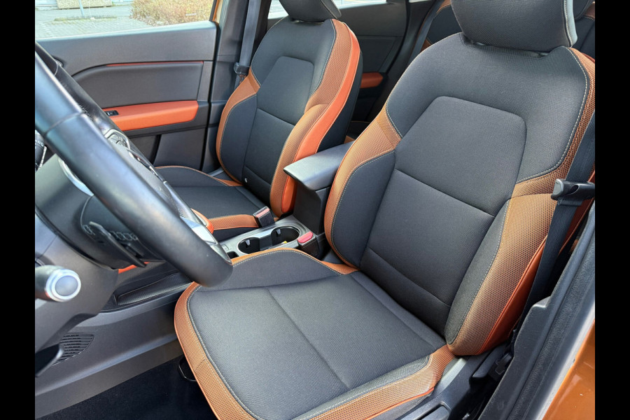 Renault Captur 1.3 TCe 155 Intens - Automaat - Navi Groot - Climate - Camera -