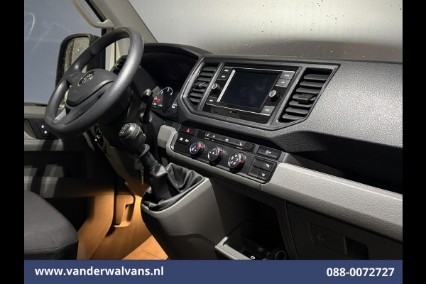 Volkswagen Crafter 2.0 TDI 141pk L3H2 L2H1 Euro6 Airco | Stoelverwarming | Parkeersensoren Bijrijdersbank, 3000kg trekvermogen
