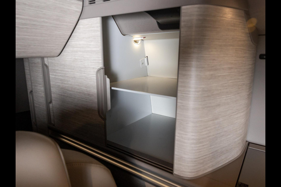 Volkswagen California Ocean eHybrid 4Motion / 245pk / Trekhaak /