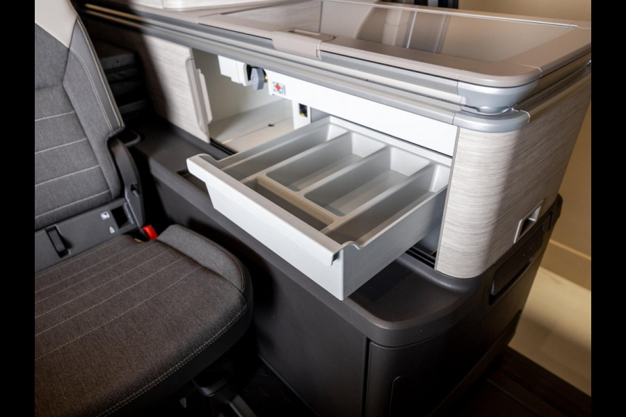 Volkswagen California Ocean eHybrid 4Motion / 245pk / Trekhaak /