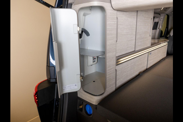 Volkswagen California Ocean eHybrid 4Motion / 245pk / Trekhaak /