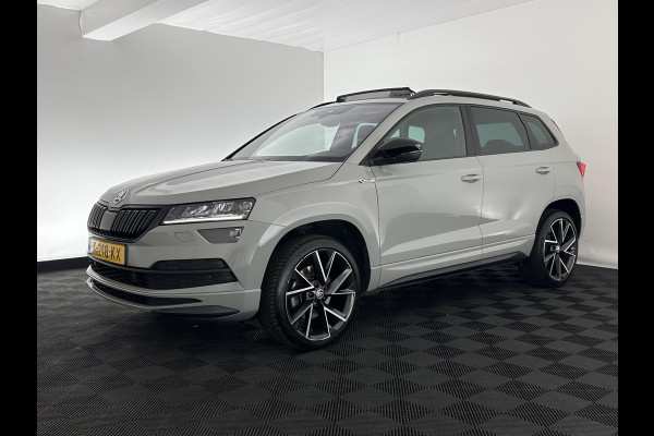 Škoda Karoq 1.5 TSI ACT Sportline Business (INCL-BTW) Aut. *PANO | DIGI-COCKPIT | FULL-LED | ADAPTIVE-CRUISE | CANTON-AUDIO | BLINDSPOT | HEATED-SPORTSEATS | CAMERA | AMBIENTLIGHT | NAVI-FULLMAP | KEYLESS | DAB+ | TOWBAR | PRIVACYGLAS