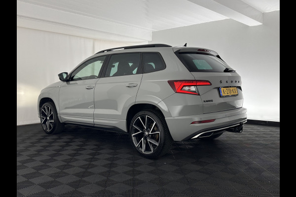 Škoda Karoq 1.5 TSI ACT Sportline Business (INCL-BTW) Aut. *PANO | DIGI-COCKPIT | FULL-LED | ADAPTIVE-CRUISE | CANTON-AUDIO | BLINDSPOT | HEATED-SPORTSEATS | CAMERA | AMBIENTLIGHT | NAVI-FULLMAP | KEYLESS | DAB+ | TOWBAR | PRIVACYGLAS