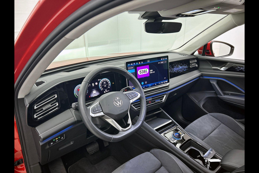 Volkswagen Tiguan 1.5 eTSI PHEV Life Edition PANO | IQ-LIGHT | TREKHAAK | 360-CAMERA | SFEERVERLICHTING | AD-CRUISE